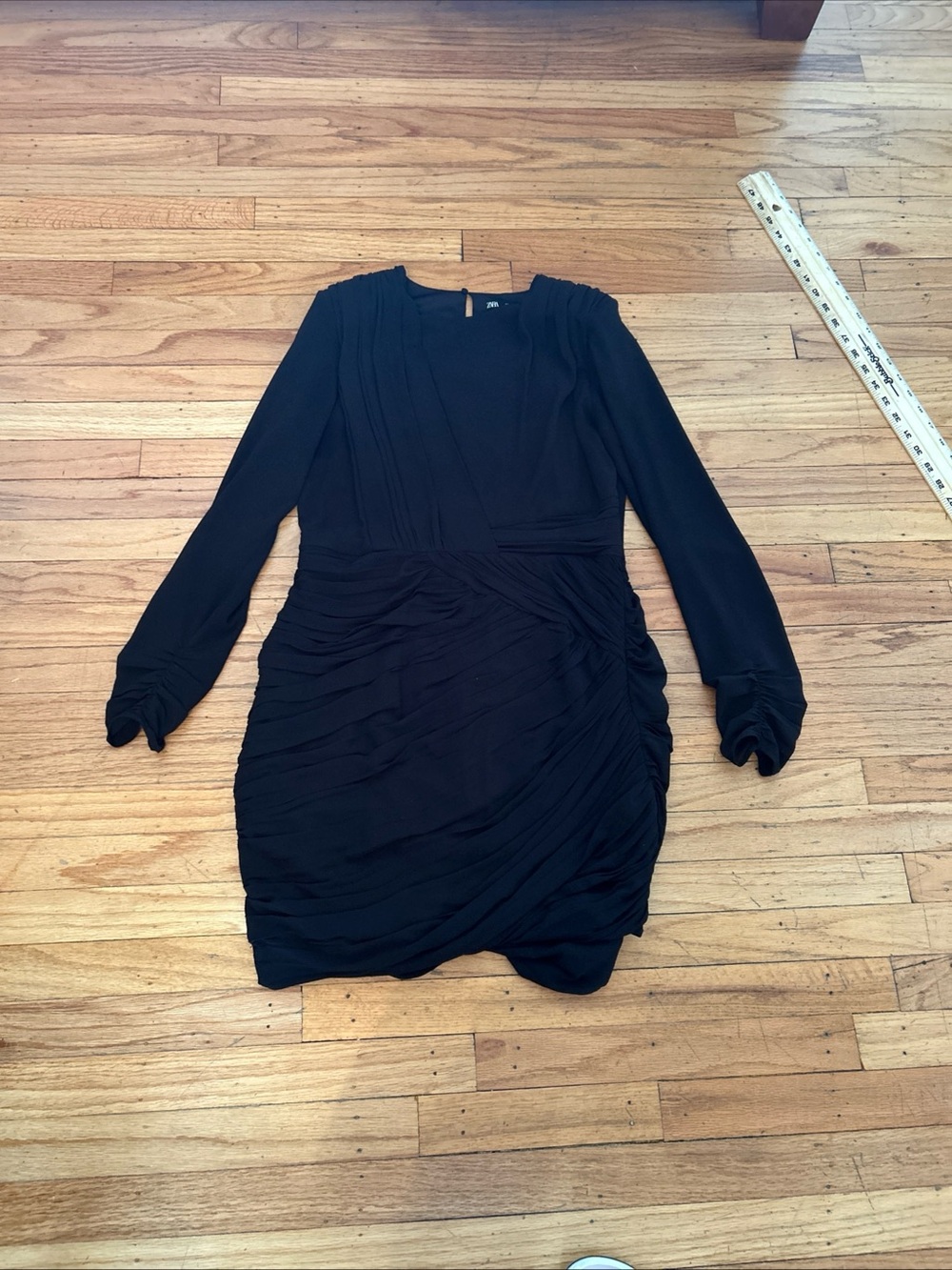 Zara Black Pleated Long Sleeve Ruched Mini Dress Draped Silhouette Key Hole Sz L